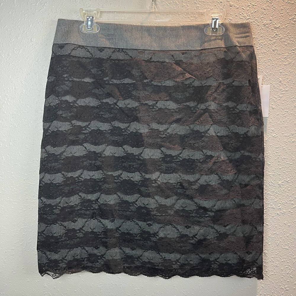 NWT Sharagano Women’s Skirt Size 10